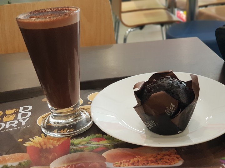 Hot Chocolate with Choco Muffin
