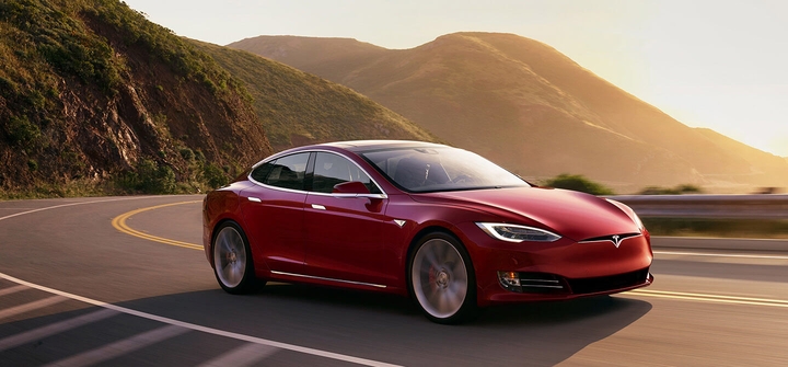 Tesla Model S Red