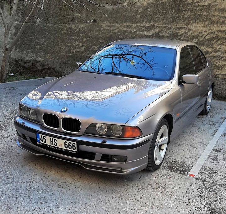 BMW E39