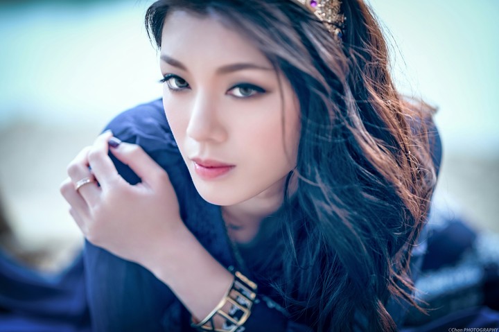 Asian Girl Wallpaper