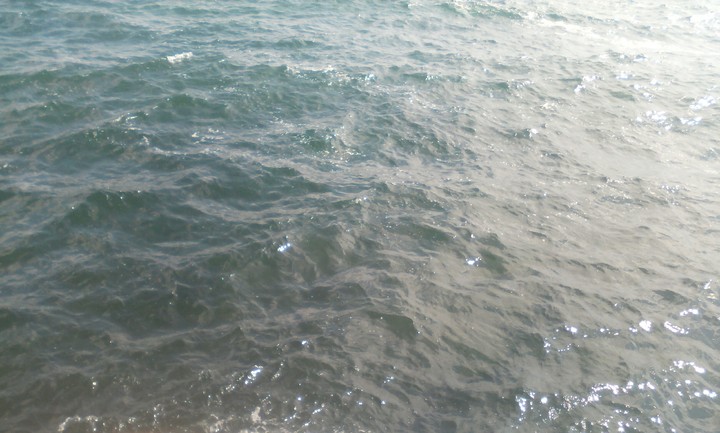 море