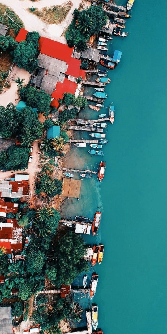 boats of life