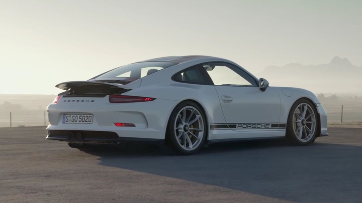 Porsche Carrera GTR