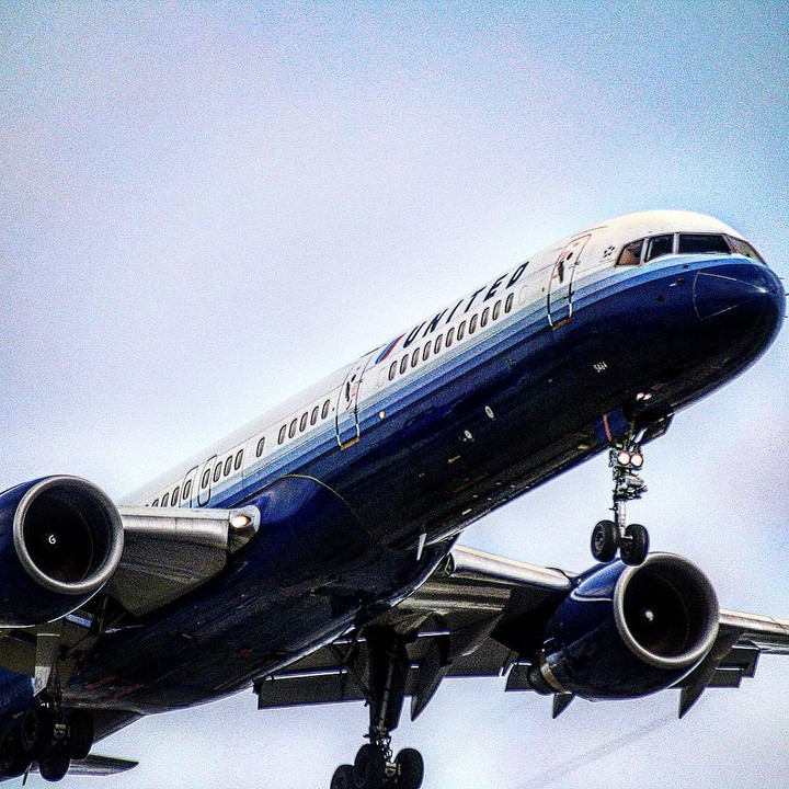 B757