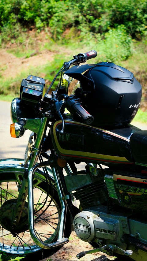grass, vehicle वॉलपेपर