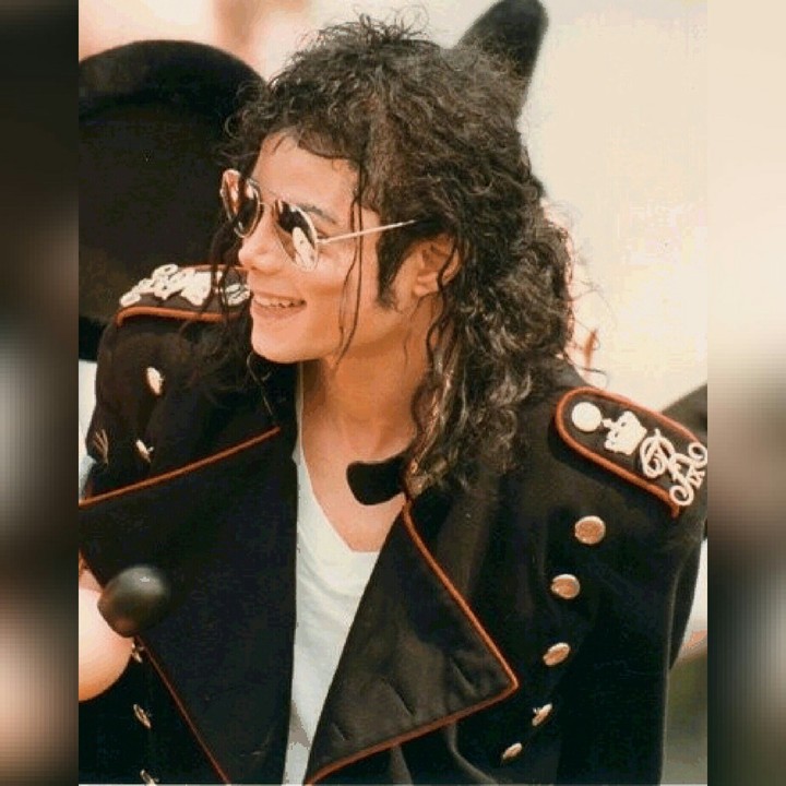 Beautiful  King  of Pop  :-)