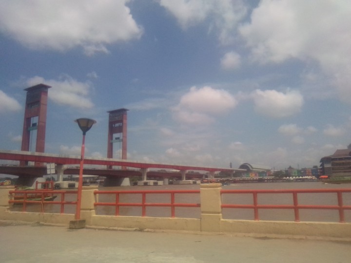 Ambera Bridge