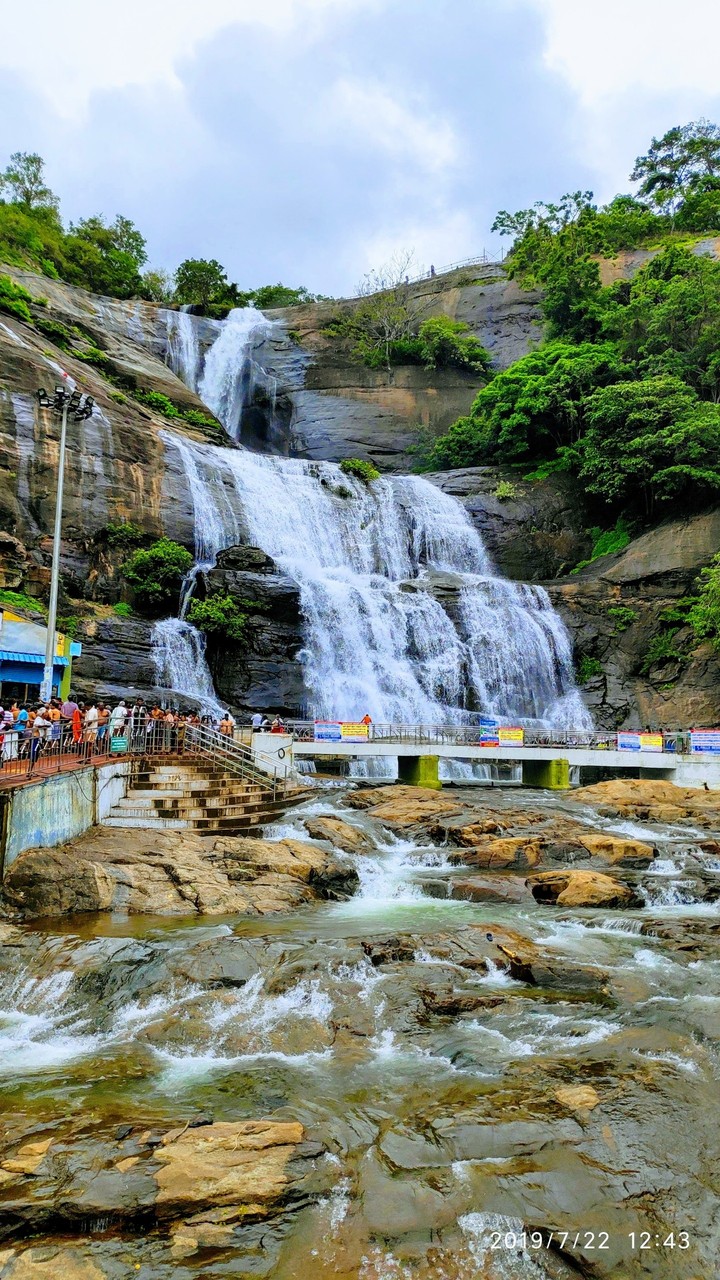 coutrallam falls