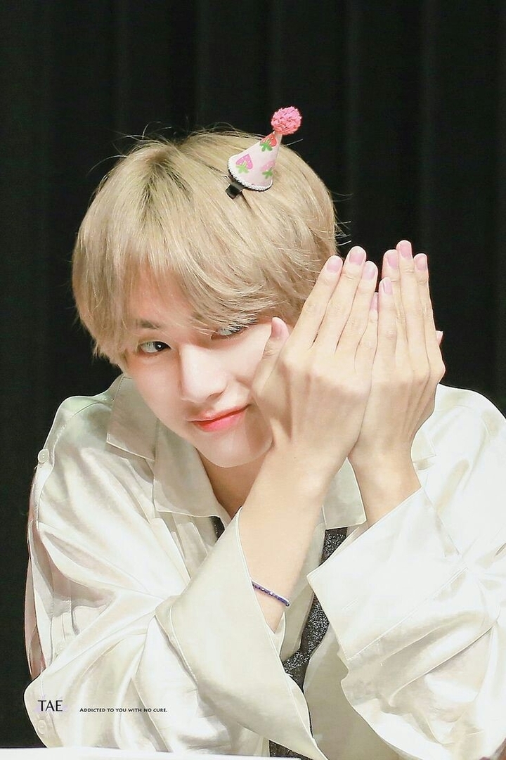 V bts