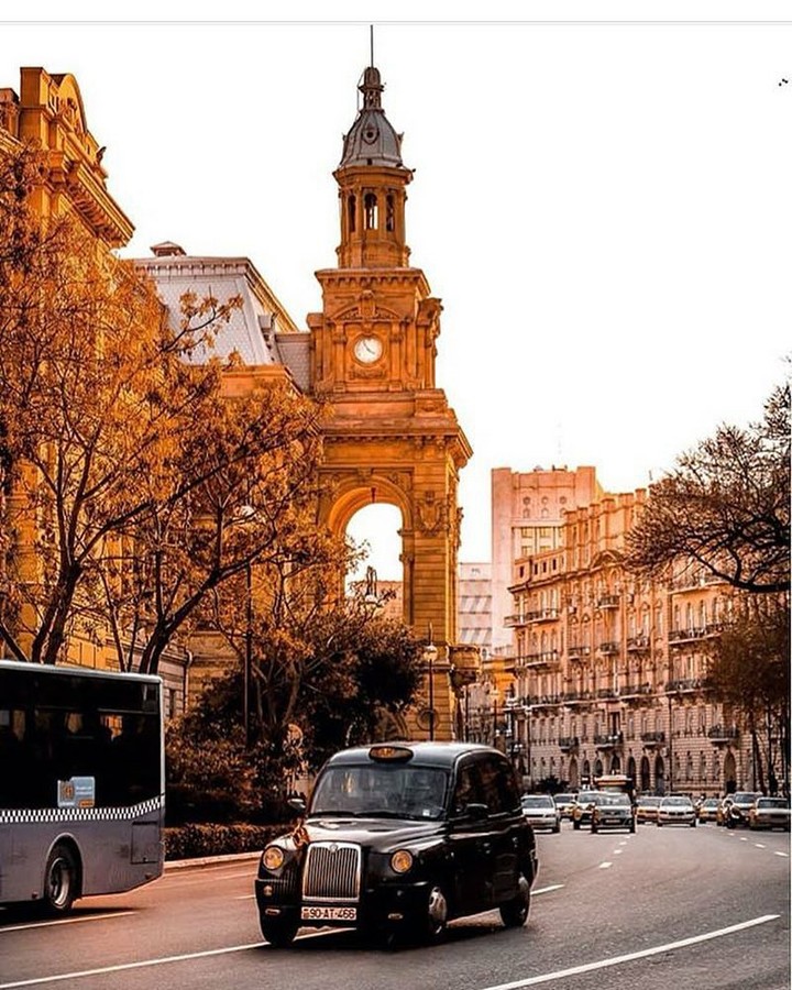 Autumn. Baku