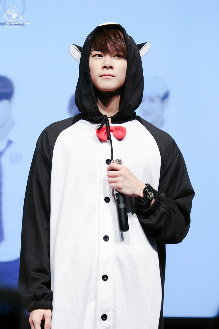 Moonbin