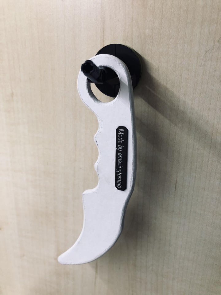Paper Karambit