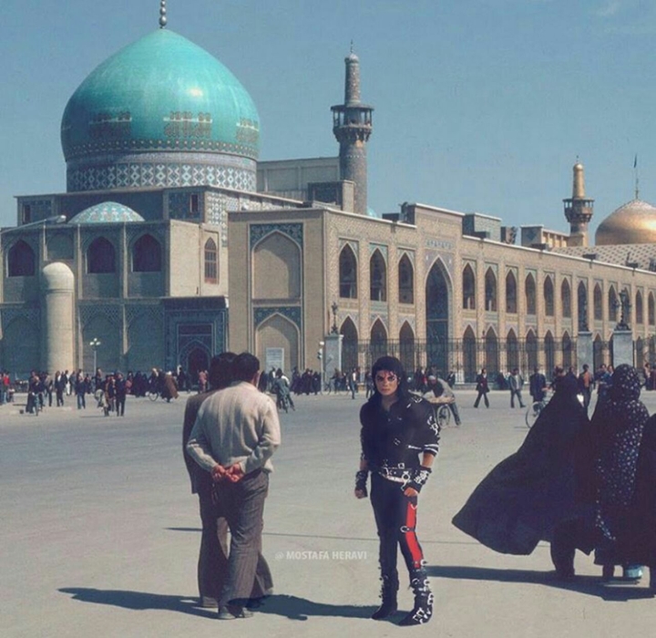 زیبا