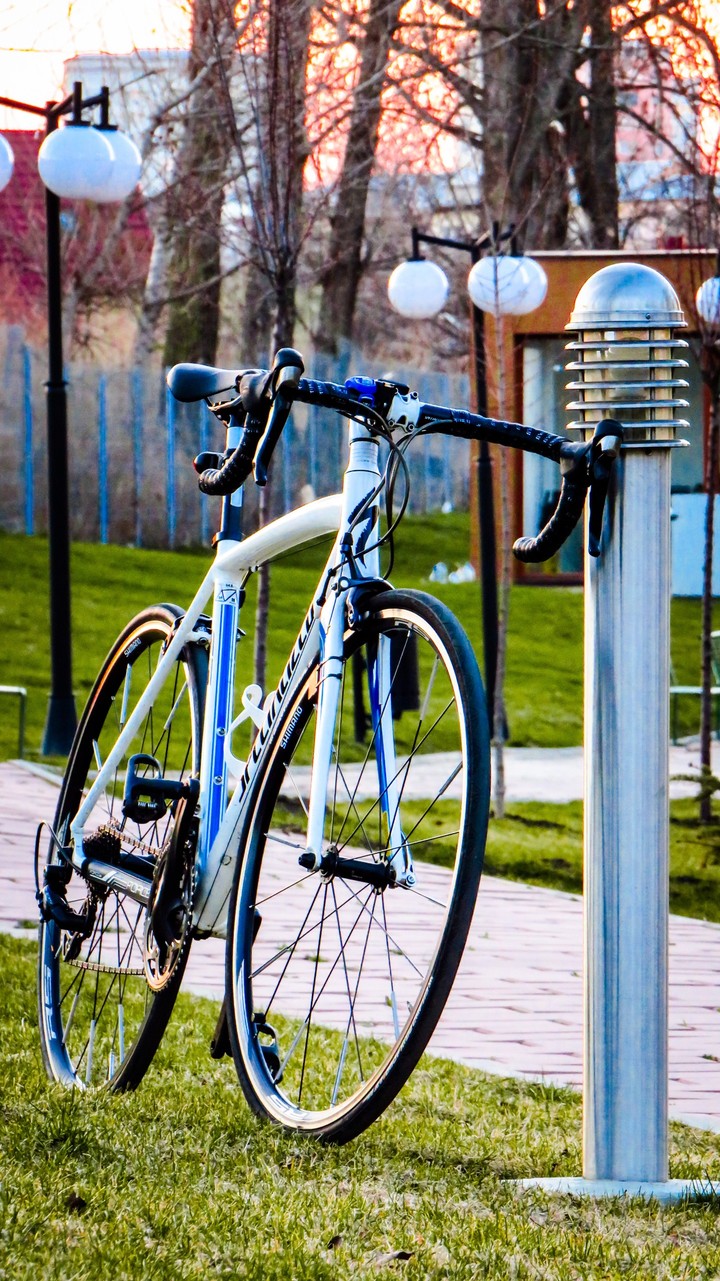 Road bike
