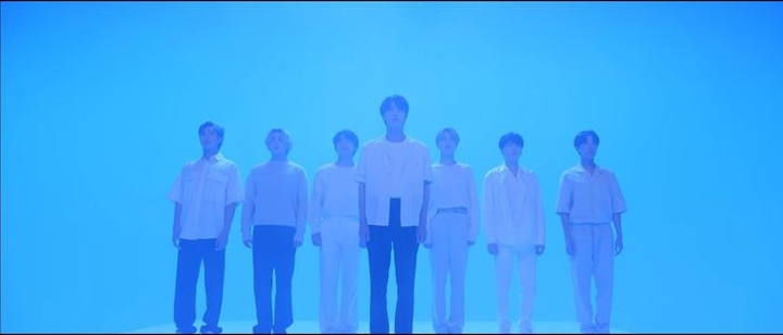 BTS FİLM OUT SONG ❤️❤️❣️❣️