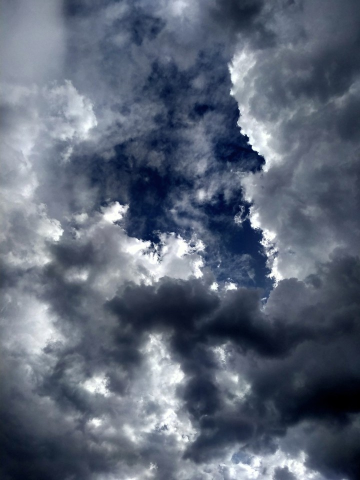 SKY LOVER