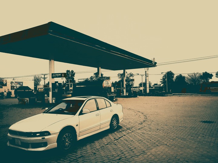 Mitsubishi Galant