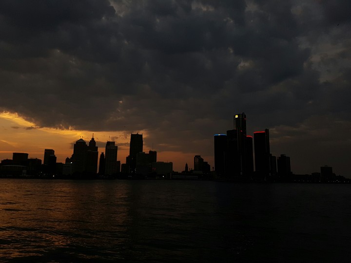 detroit skyline