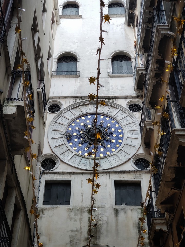 Venezian's clock