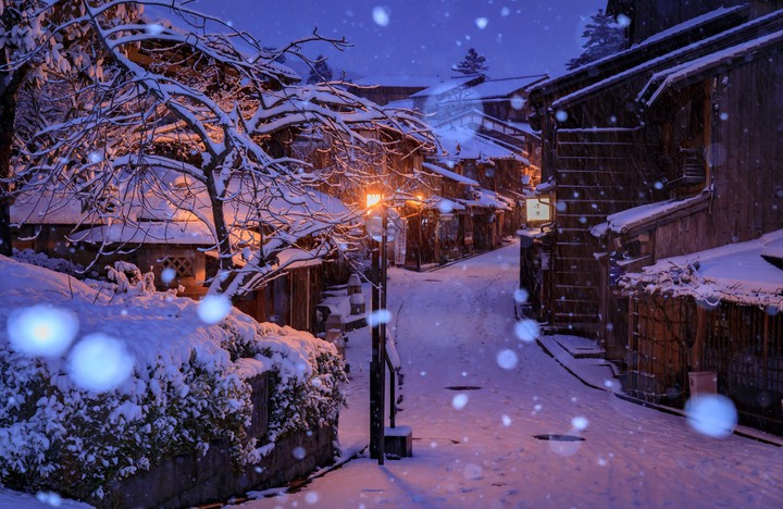 Snowy evening