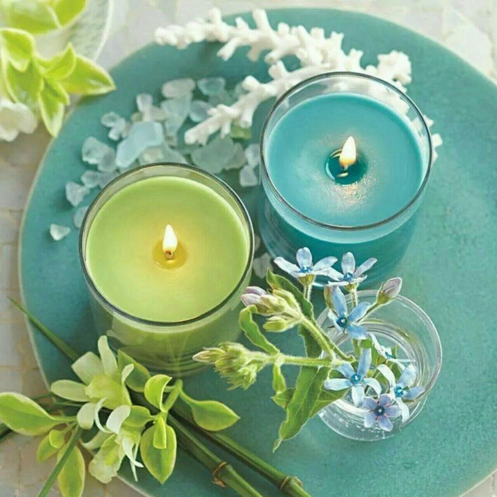 Sempre combinar com velas e flores