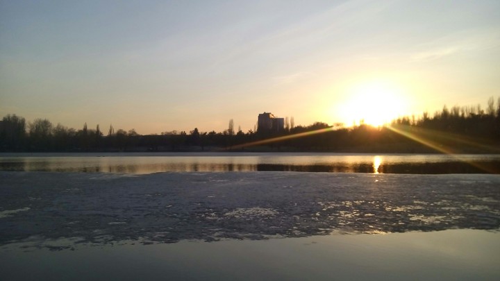 Река