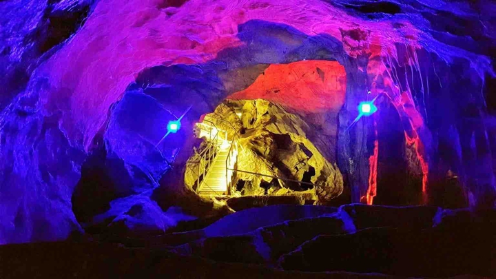 Radavc Cave in Kosovo