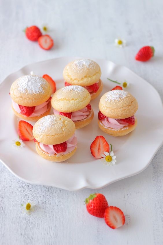 sweet dust sandwich