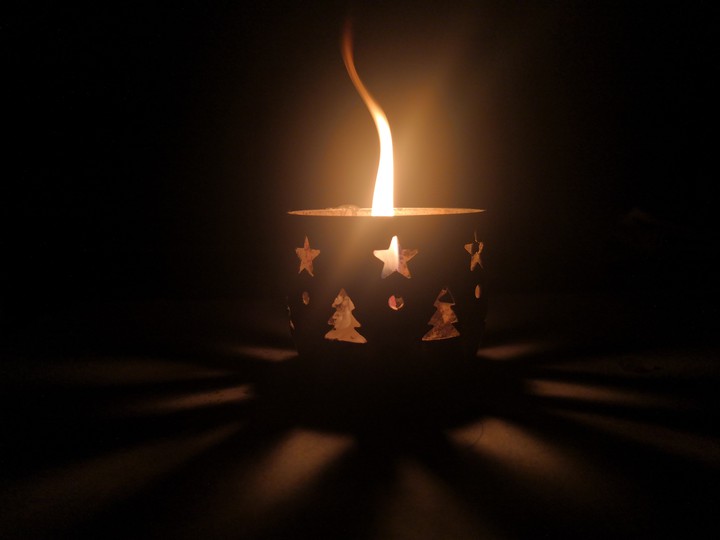 candile light