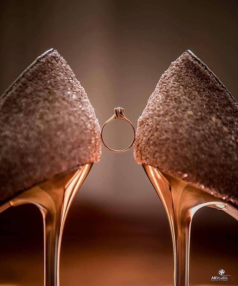 ring ...