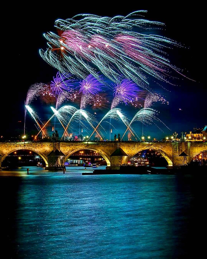 fireworks 