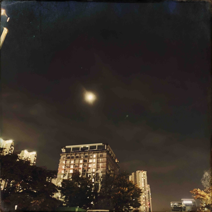 city moonlight