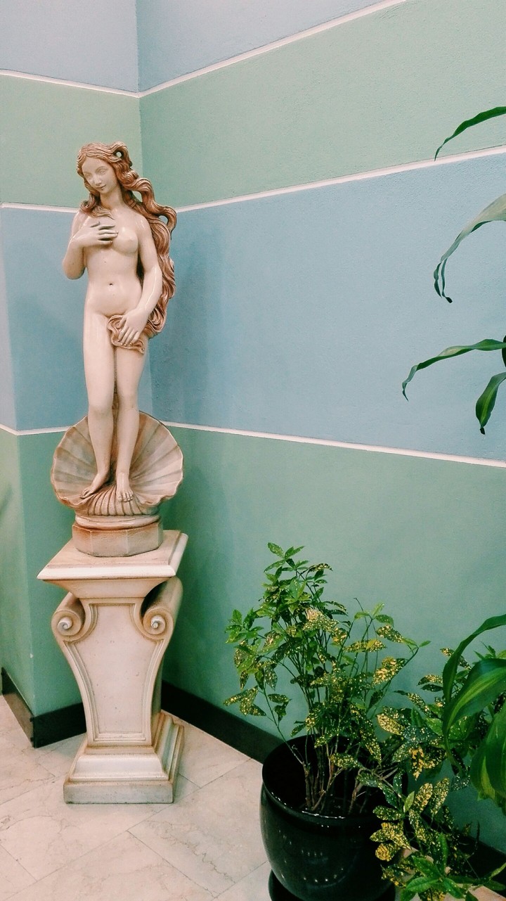 statua