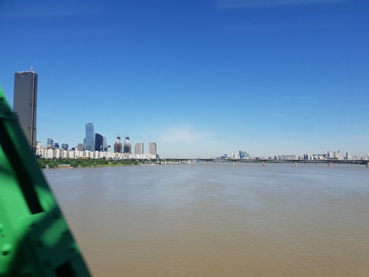 Korea seoul river
