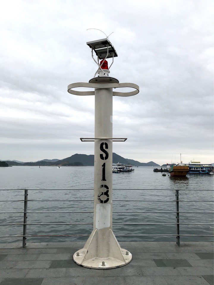 S18