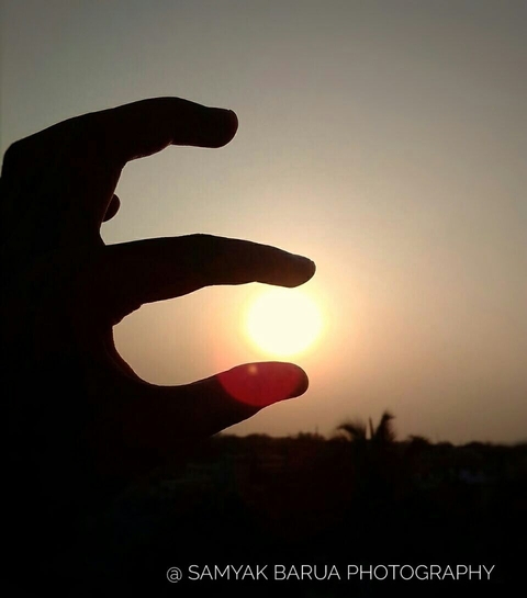 sunrise in my finger