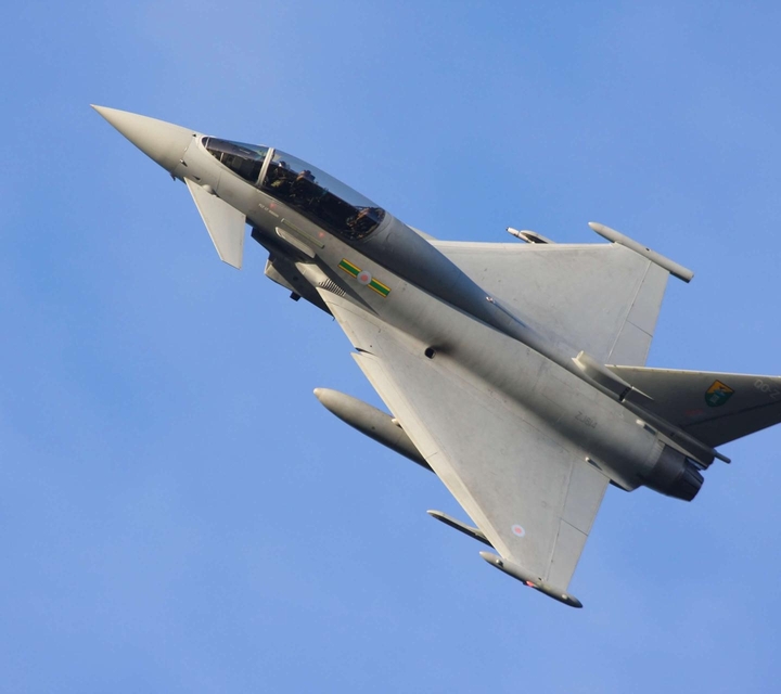 fighter plain