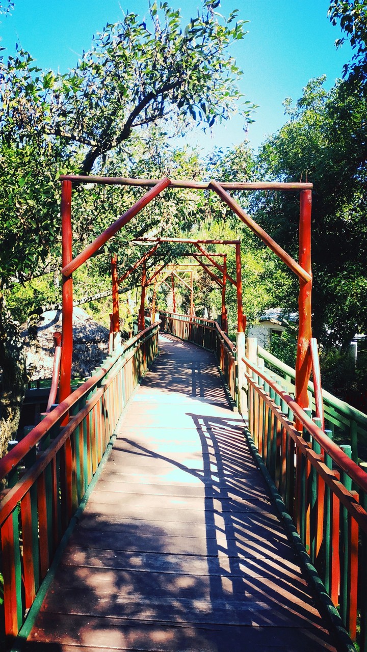 Bridge way