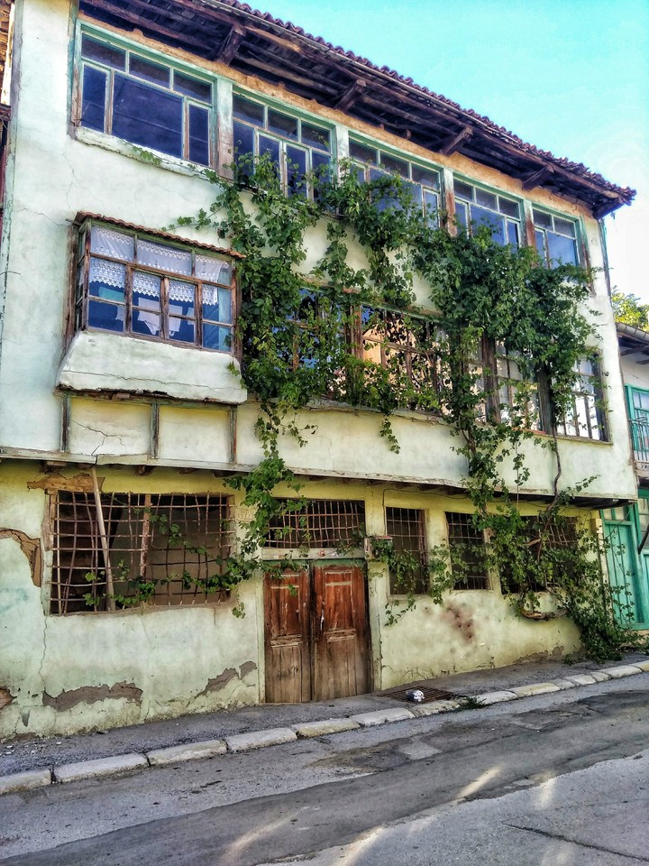 Isparta evi