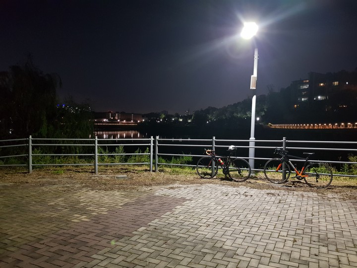 밤