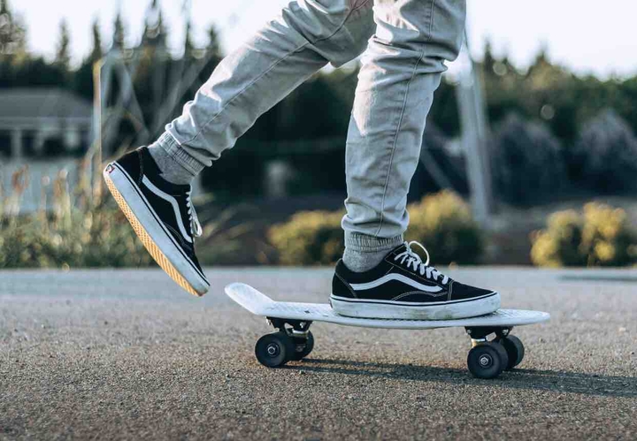 skating