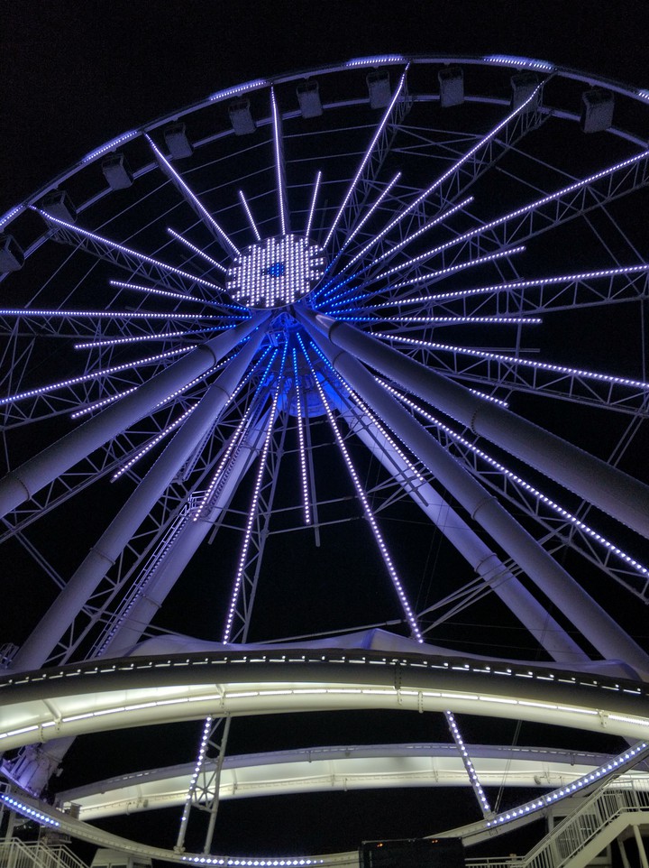 Baku ferris wheel