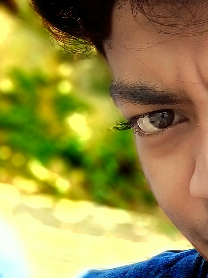 Eye.... Men
