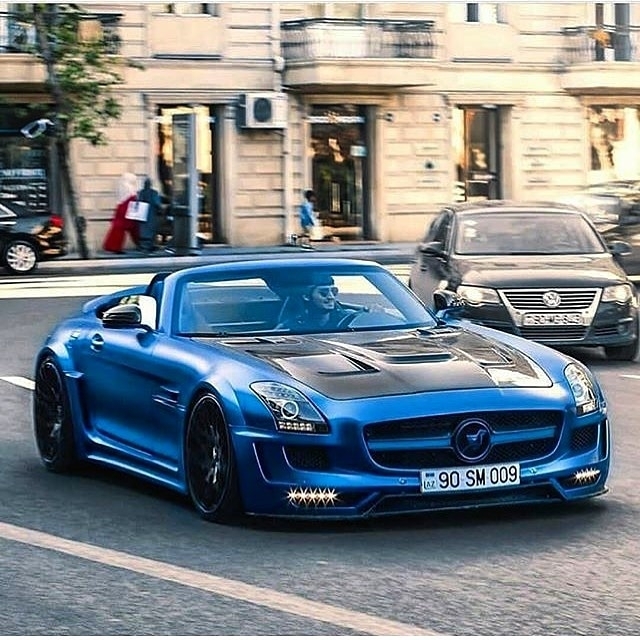 Car. Baku, Azerbaijan / 009