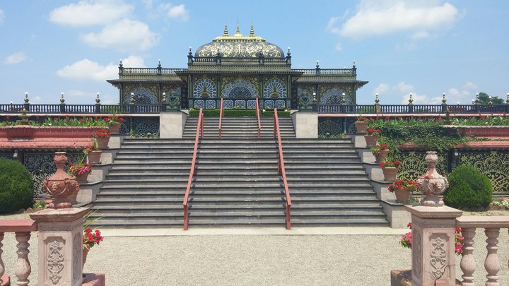 palace of gold