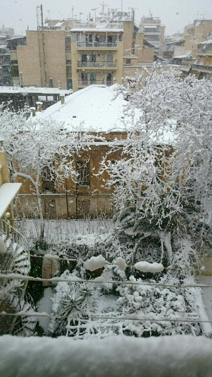 First snow in Athens (Feb 2021)