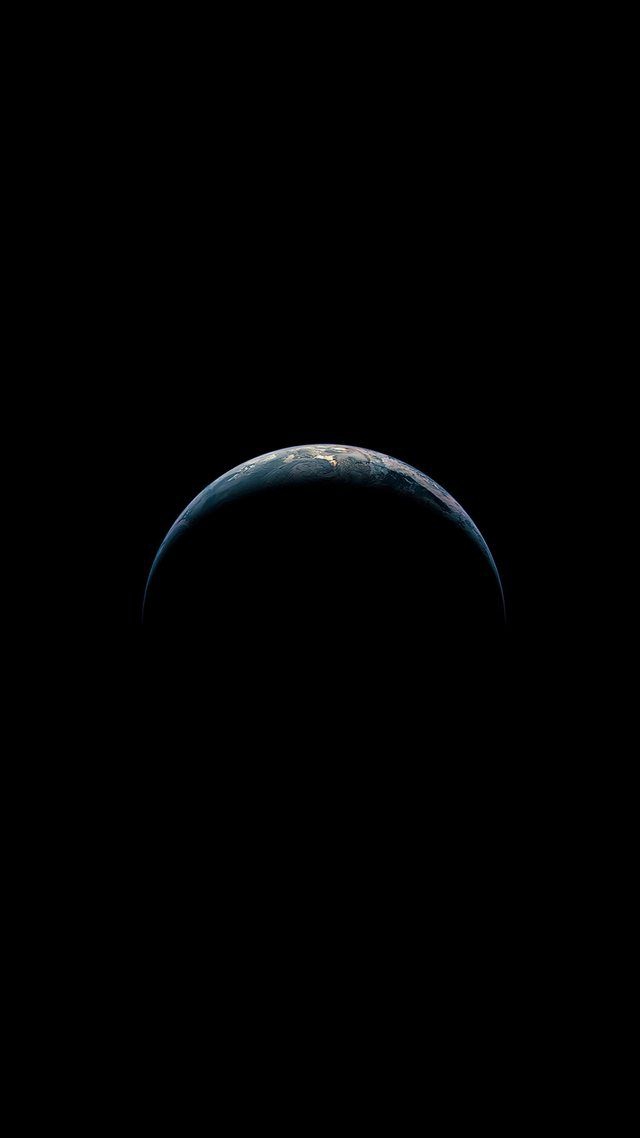 black wallpaper