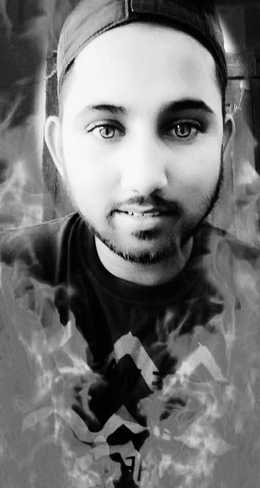#luk into my eyEs@