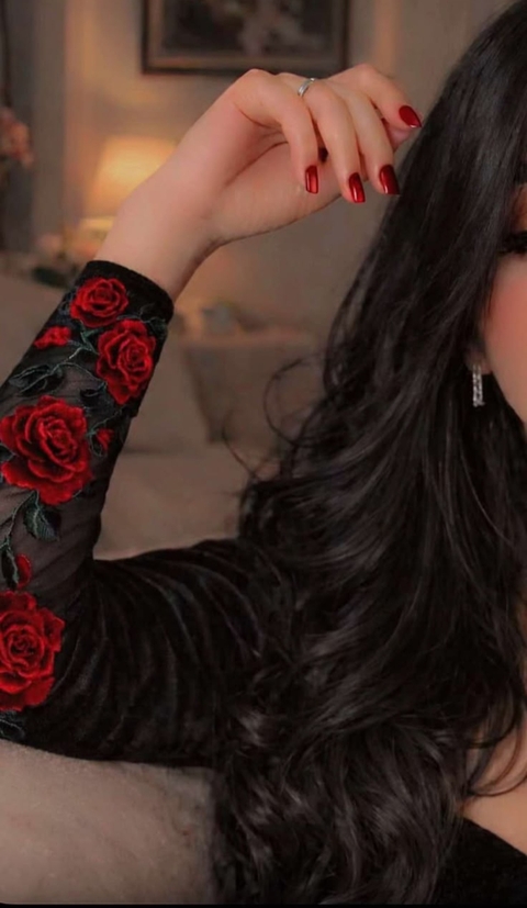Lips, Black_hair, Red