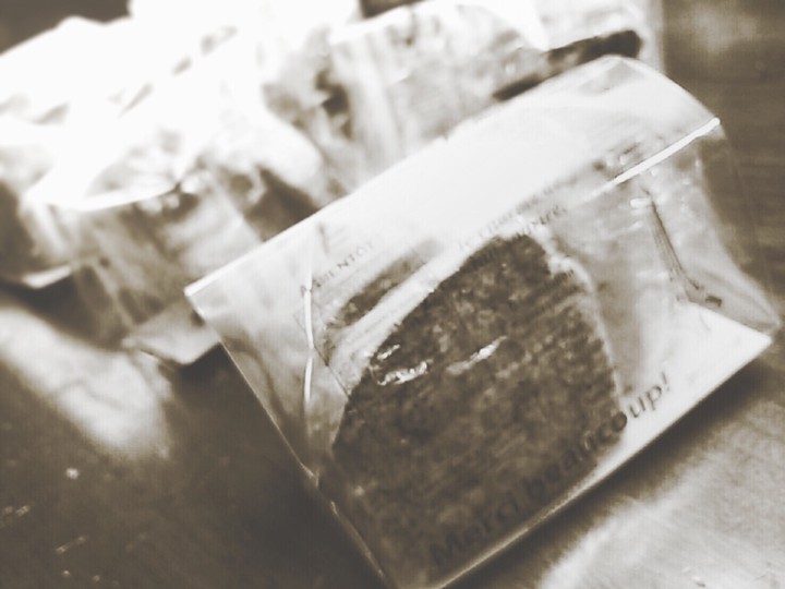 Black tea cake